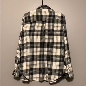 American eagle long sleeve flannel. Size XL. Euc.
